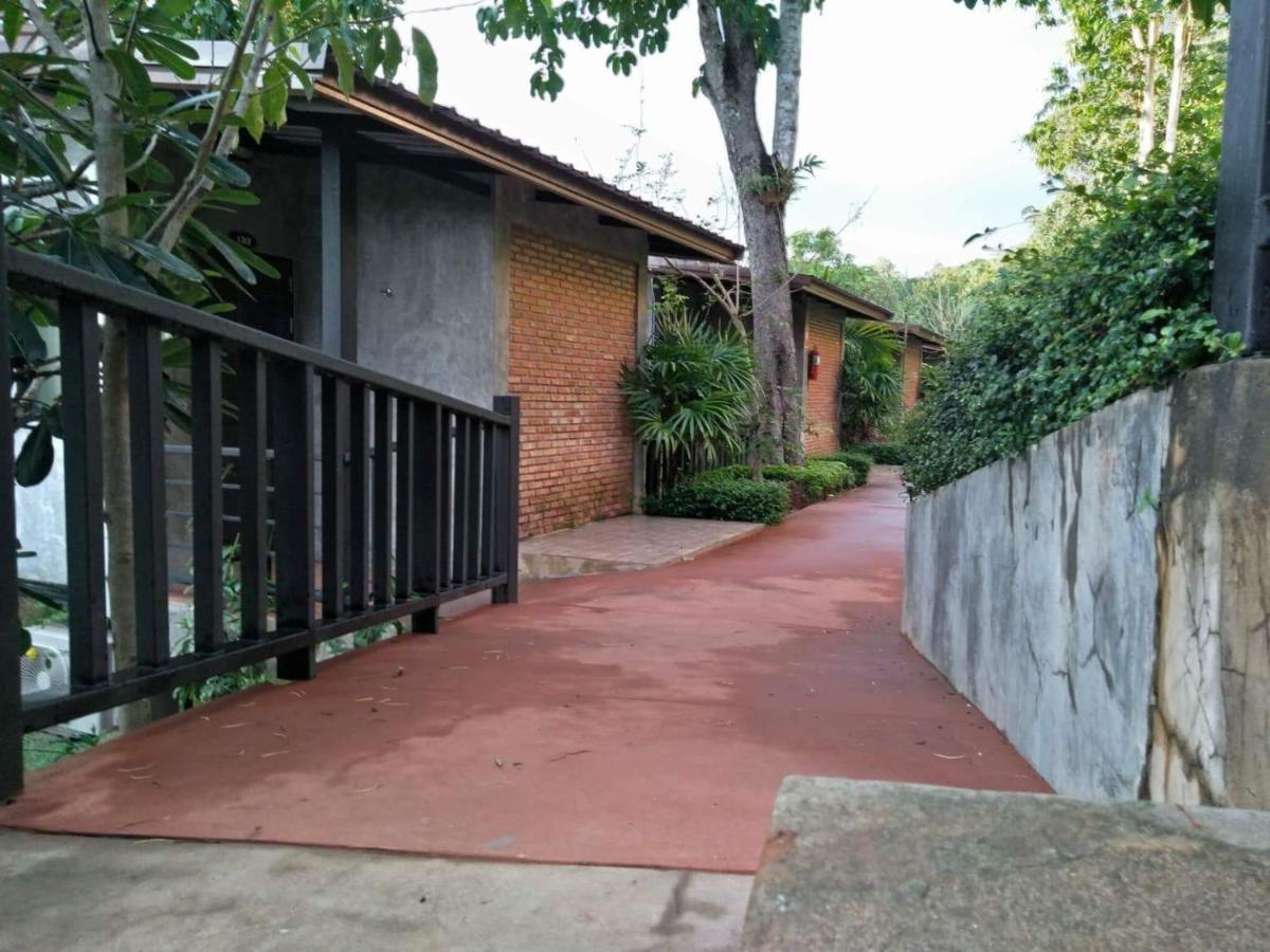 Sangkla Resort Ban Bang Pla O Exterior photo